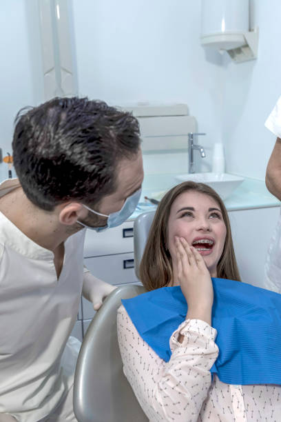 Best Broken or Cracked Tooth Emergency Dentist in Mackinac Island, MI